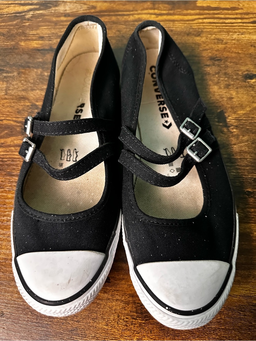 Mary Jane converse size 9